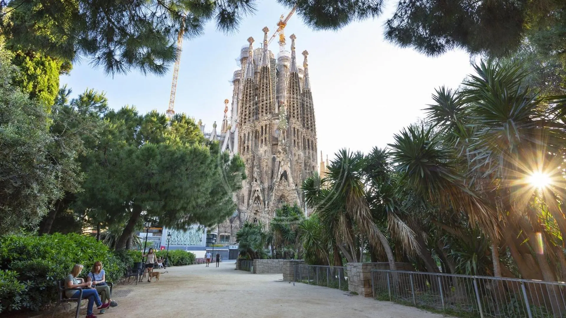 Huge Sagrada Familia Apartman Barcelona